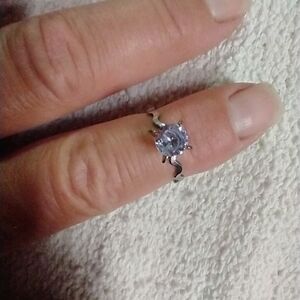 Silvertone wavy crystal stainless steel ring 5.5